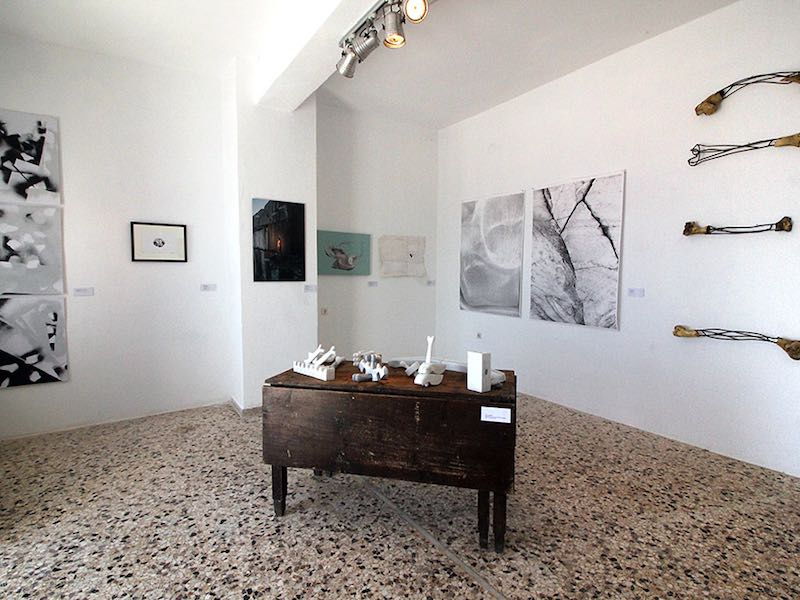 Living marble», exhibition view